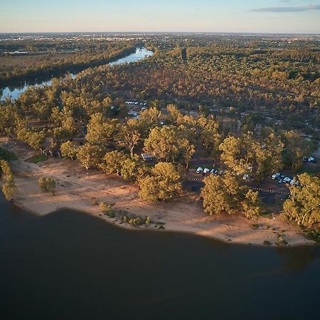 Apex Riverbeach Holiday Park Mildura Exterior photo