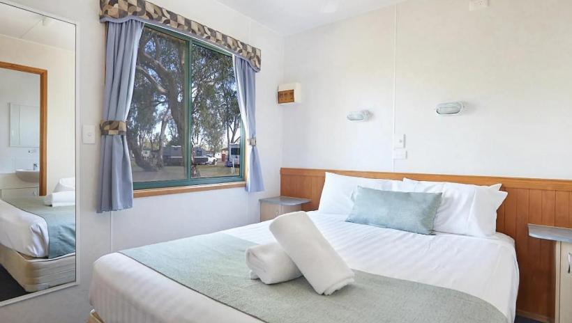 Apex Riverbeach Holiday Park Mildura Exterior photo